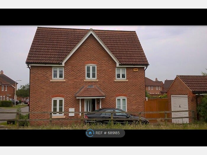 3 Bedroom Semi-Detached House To Rent In Chrysanthemum Drive, Reading RG2