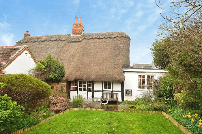 1 Bedroom Cottage For Sale In Church Street, Harvington, Evesham, Worcestershire, WR11