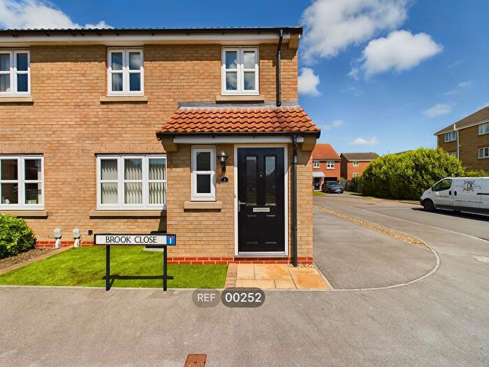 3 Bedroom Semi-Detached House To Rent In Brook Close, Beverley, HU17