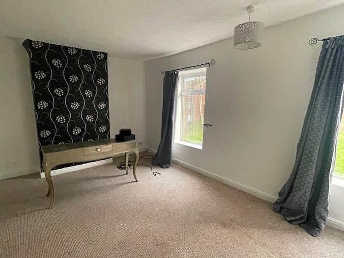 2 Bedroom Flat To Rent In Duke Street, Sheffield, S20