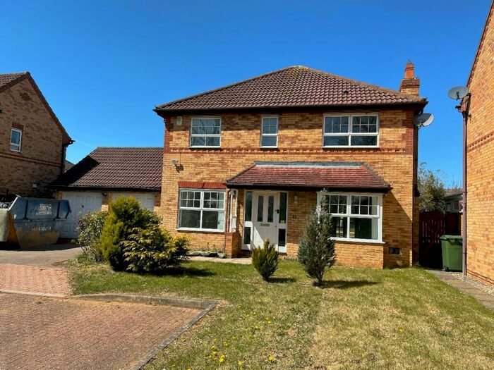 Houses to rent in Redhuish Close, Milton Keynes, MK4