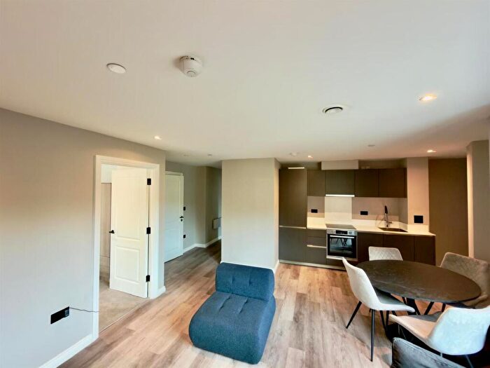 2 Bedroom Apartment To Rent In Springwell Gardens, Springwell Road, Leeds, LS12