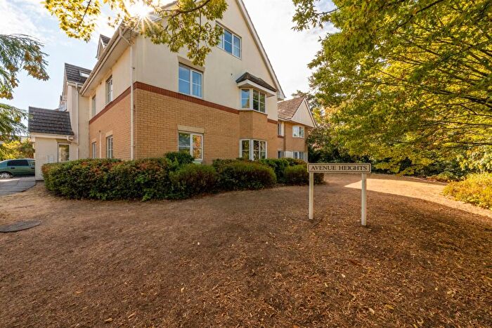 2 Bedroom Apartment To Rent In Avenue Heights, Basingstoke Road, Reading, RG2