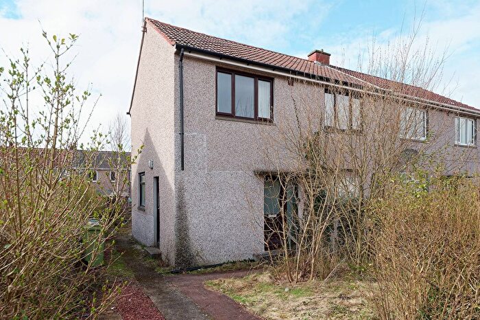 3 Bedroom Semi-detached House For Sale In Chestnut Drive, Lenzie, Kirkintilloch, Glasgow, G66