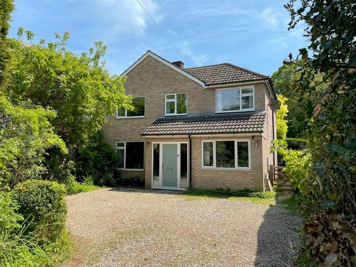 4 Bedroom Detached House For Sale In Post Office Road, Inkpen, Hungerford, RG17