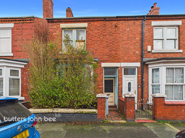 2 Bedroom Semi Detached House For Sale In Carlisle Street, Crewe, CW2
