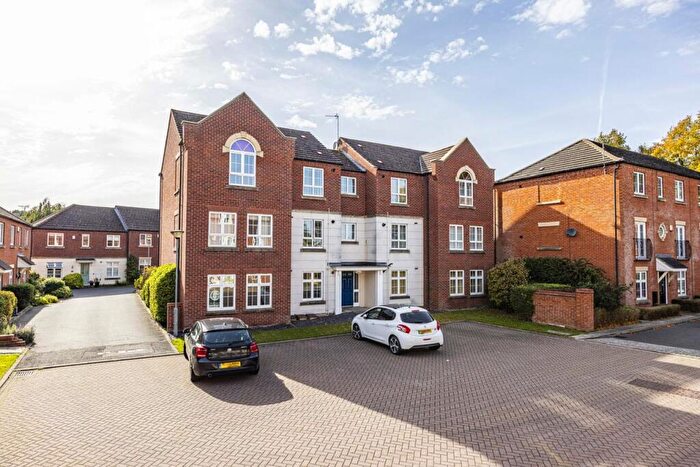 2 Bedroom Apartment For Sale In Palmers Court, Southwell, NG25