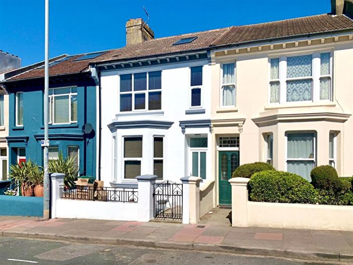 4 Bedroom Terraced House To Rent In Queens Park Road, Brighton, BN2