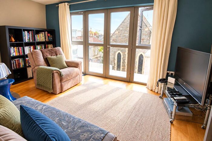 1 Bedroom Apartment To Rent In Royal Parade Elmdale Road, Bristol, BS8