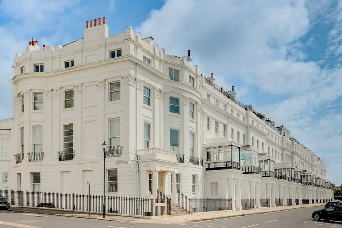 2 Bedroom Apartment To Rent In Chichester Terrace, Brighton, BN2