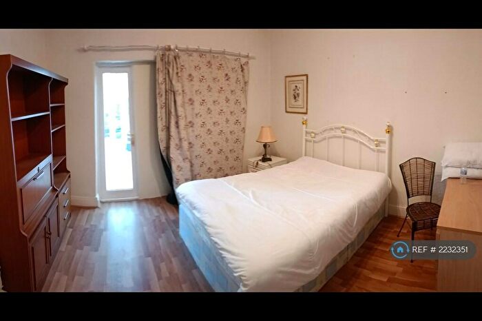 1 Bedroom Flat To Rent In Redland, Bristol, BS6