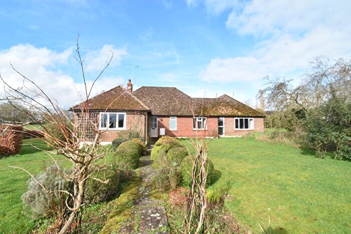 4 Bedroom Bungalow For Sale In Rock Hill Road, Egerton, Ashford, TN27