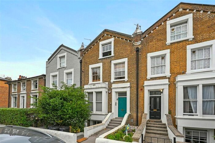 1 Bedroom Flat To Rent In St Stephens Avenue, London, W12