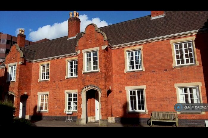 1 Bedroom Flat To Rent In Ladywood Middleway, Birmingham, B16