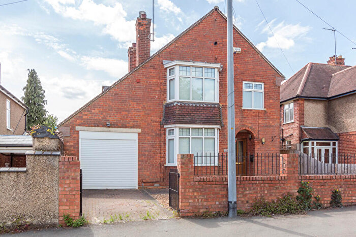 3 Bedroom Detached House To Rent In Hatton Street, Wellingborough, NN8