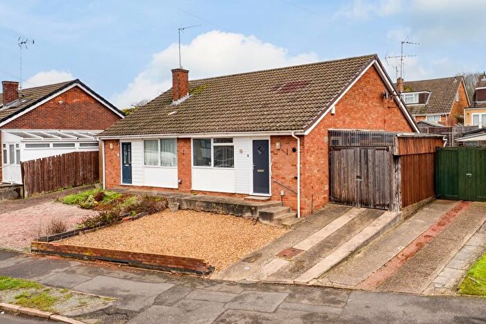 2 Bedroom Property For Sale In Grosvenor Way, Barton Seagrave, NN15