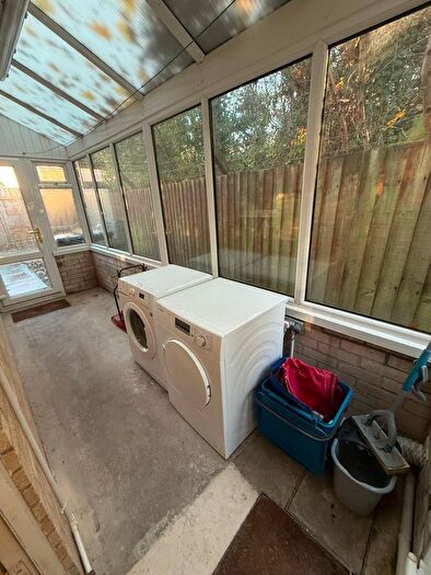 2 Bedroom Bungalow For Sale In Waterloo Close, Cardiff, CF23