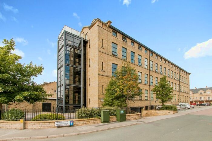 2 Bedroom Flat To Rent In Cavendish Court, Drighlington, Bradford, West Yorkshire, BD11