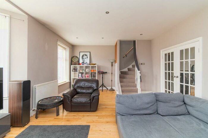 2 Bedroom Maisonette To Rent In Goldspink Lane, Sandyford, Newcastle Upon Tyne, NE2