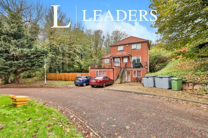 Studio To Rent In Thorpe Hall Close, Norwich, NR7