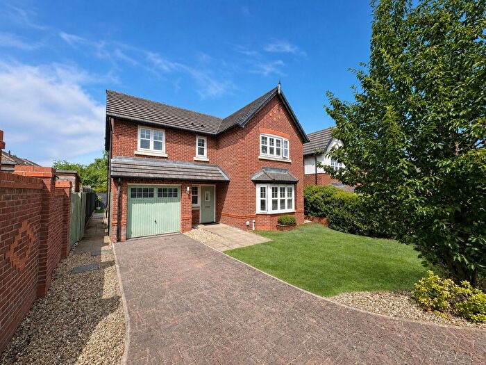 4 Bedroom Detached House For Sale In Taylor Place, Prenton, CH43