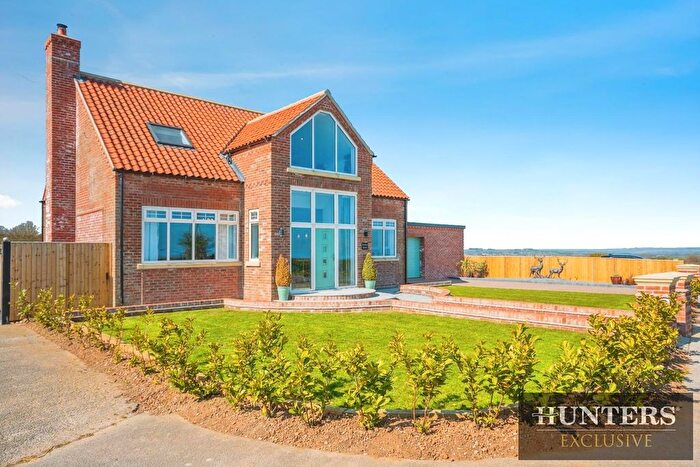 3 Bedroom Detached House For Sale In Grafters House, Butts Hill, Reighton, Filey, YO14