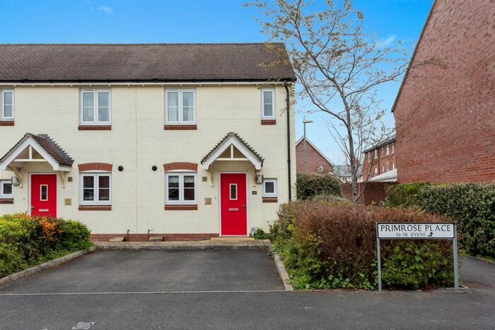 2 Bedroom End Of Terrace House For Sale In Primrose Place, Durrington, Salisbury, SP4