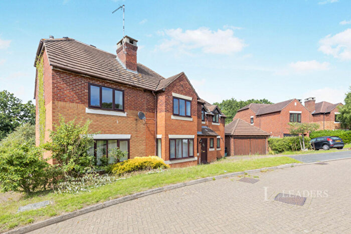 5 Bedroom Detached House To Rent In Lulworth Park, Kenilworth, Warwickshire, CV8