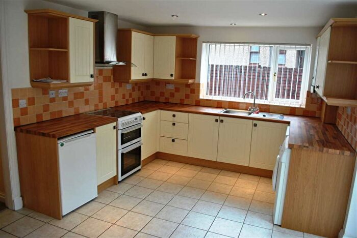 2 Bedroom Flat To Rent In Endon Road, Norton Green, Stoke-On-Trent, ST6