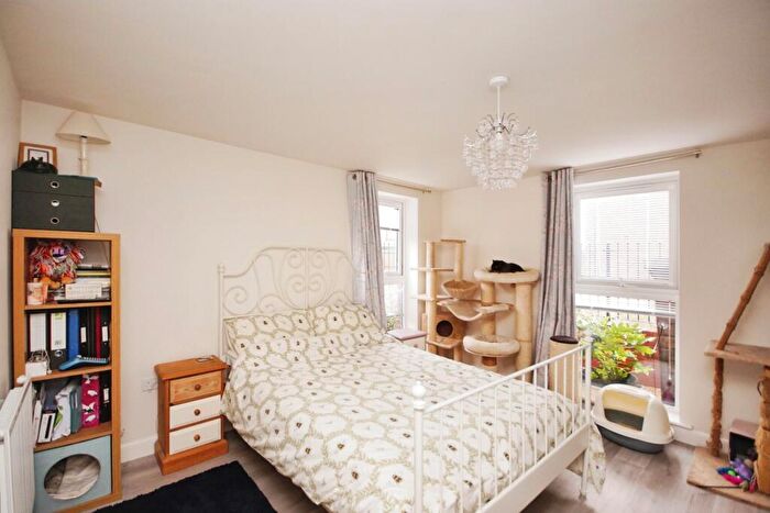 1 Bedroom Flat For Sale In Dowsell Way, Yate, Bristol, Gloucestershire, BS37
