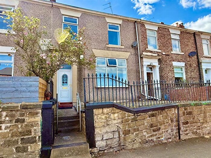 3 Bedroom Terraced House To Rent In Old Durham Road, Bensham, Gateshead, NE8