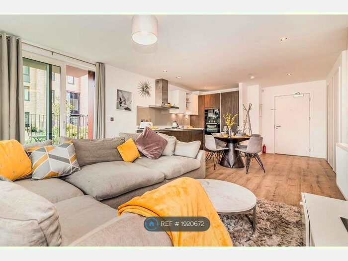 2 Bedroom Flat To Rent In , Salford, M5