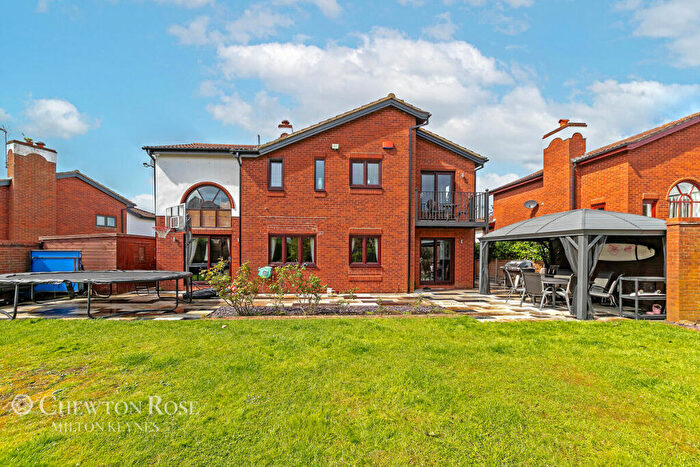 5 Bedroom Detached House For Sale In Chase Avenue, Walton Park, MK7