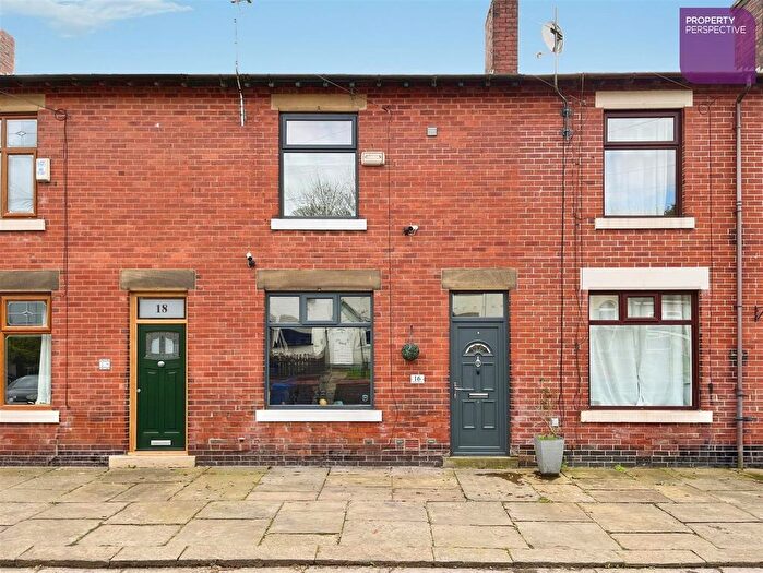 3 Bedroom Terraced House For Sale In Pleasant Street, Heywood, OL10