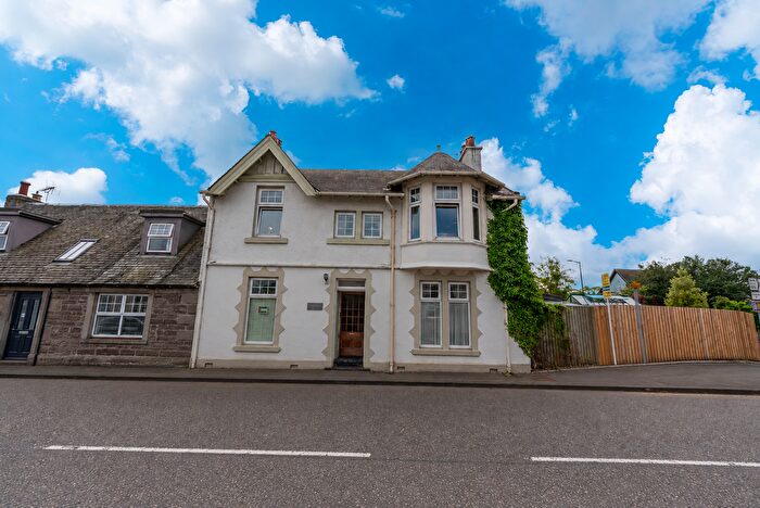 4 Bedroom End Of Terrace House For Sale In Main Street, Thornhill, Stirling, FK8