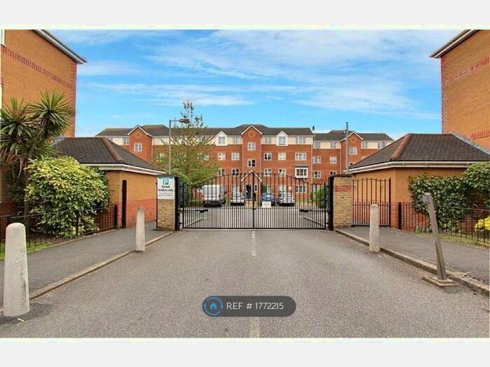 1 Bedroom Flat To Rent In Dairyman Close, London, NW2