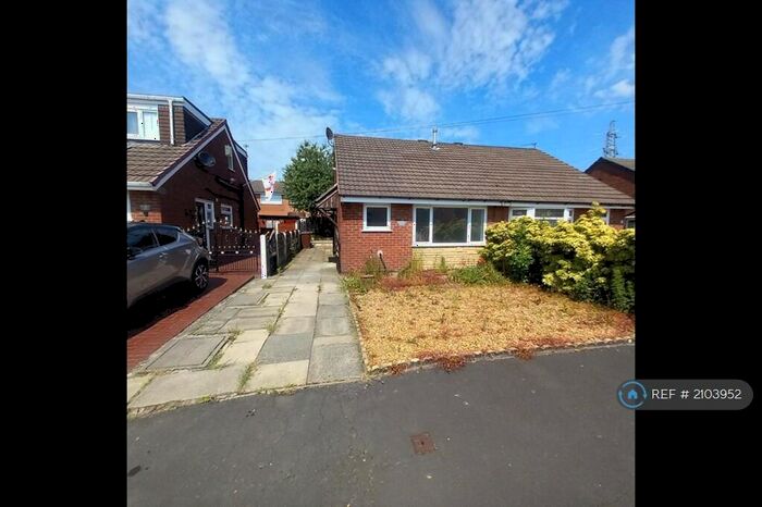2 Bedroom Bungalow To Rent In Desmond Street, Atherton, Manchester, M46