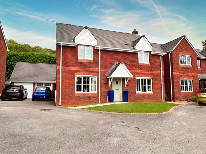 4 Bedroom Detached House For Sale In Old Church Close, South Cornelly, Bridgend, CF33