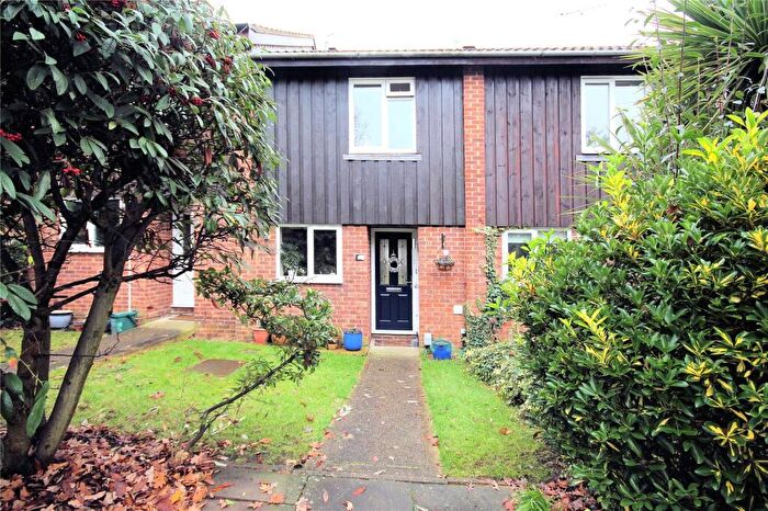 2 Bedroom Terraced House For Sale In Eastmead, Woking, Surrey, GU21