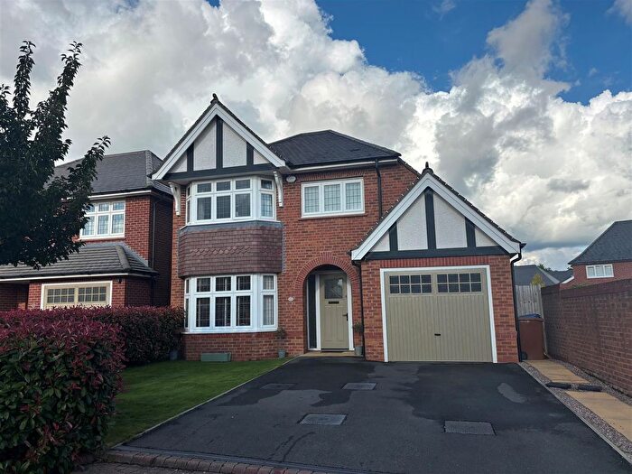 3 Bedroom Detached House For Sale In Lincoln Close, Woodford, Stockport, SK7