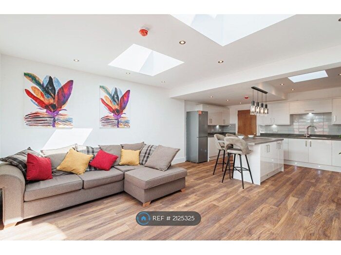 6 Bedroom Terraced House To Rent In Franklyn Street, Bristol, BS2