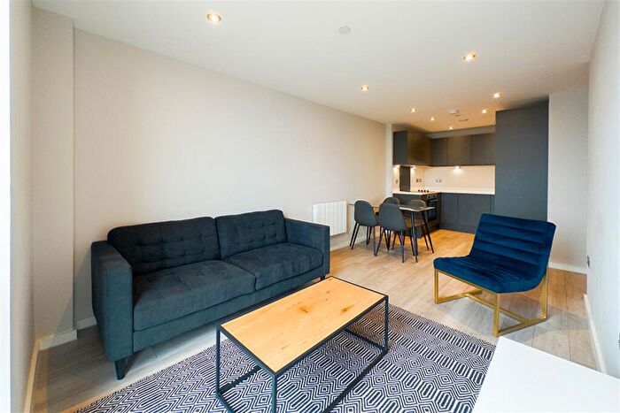 2 Bedroom Apartment To Rent In Park Central, L3