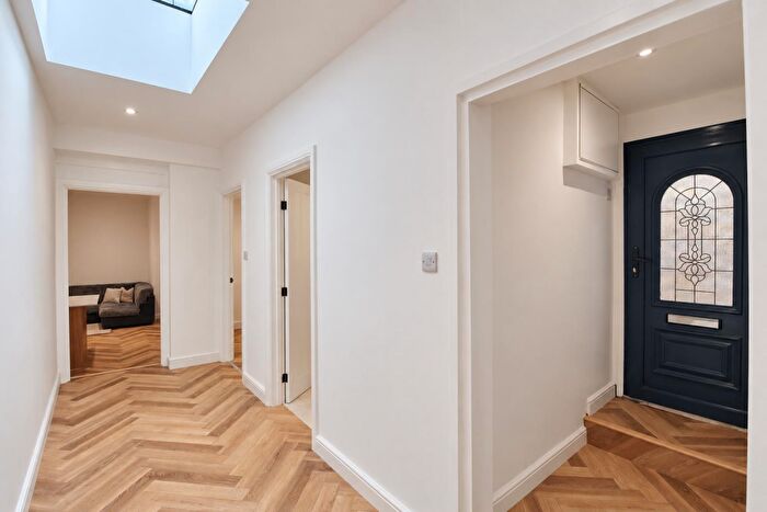 3 Bedroom Maisonette For Sale In Albion Street, Broadstairs, CT10