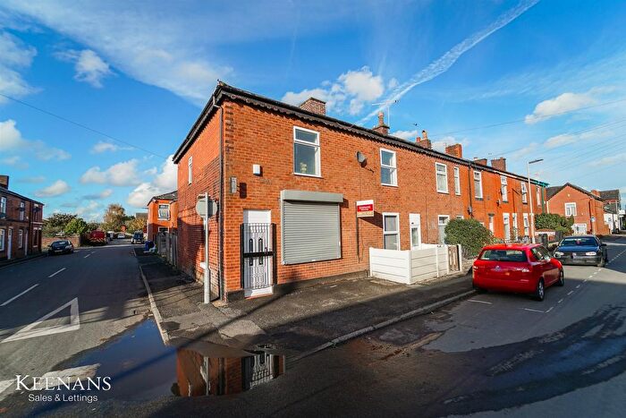 5 Bedroom Terraced House For Sale In Abden Street, Radcliffe, Manchester, M26