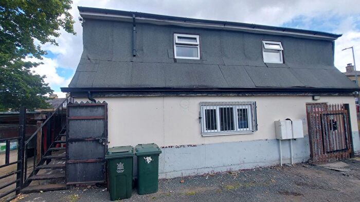 1 Bedroom Property To Rent In Lumb Lane, Manningham, Bradford, BD8