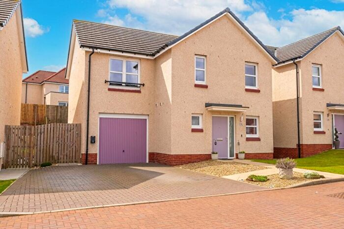 3 Bedroom Detached House For Sale In Cameron Place, Armadale, EH48