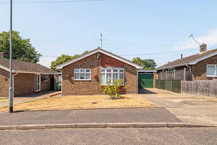 3 Bedroom Detached Bungalow For Sale In Grampian Way, Oulton Broad North, NR32