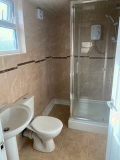 7 Bedroom End Of Terrace House To Rent In Lower Road, Nottingham, NG9