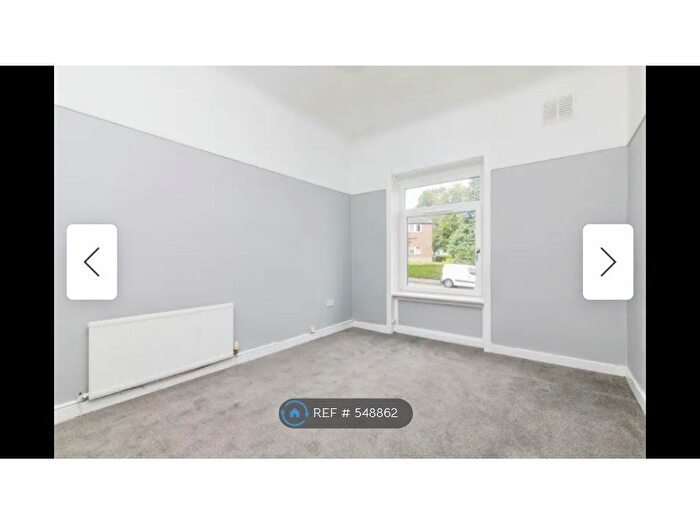 3 Bedroom Maisonette To Rent In Tweedsmuir Rd, Glasgow, G52