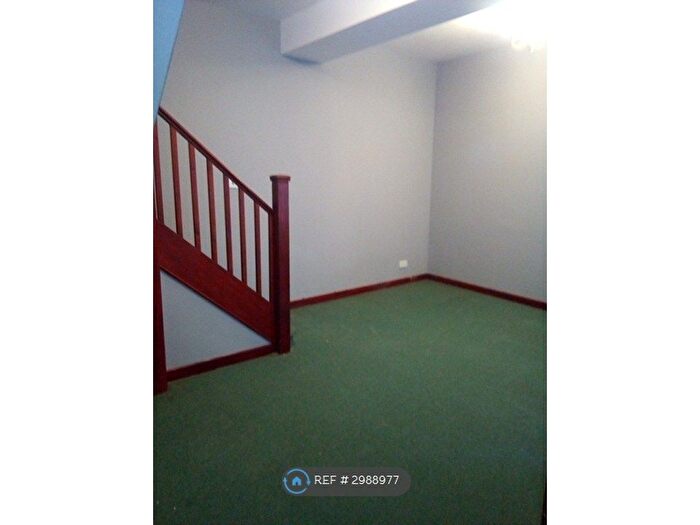 1 Bedroom Flat To Rent In Grace Hill, Folkestone, CT20